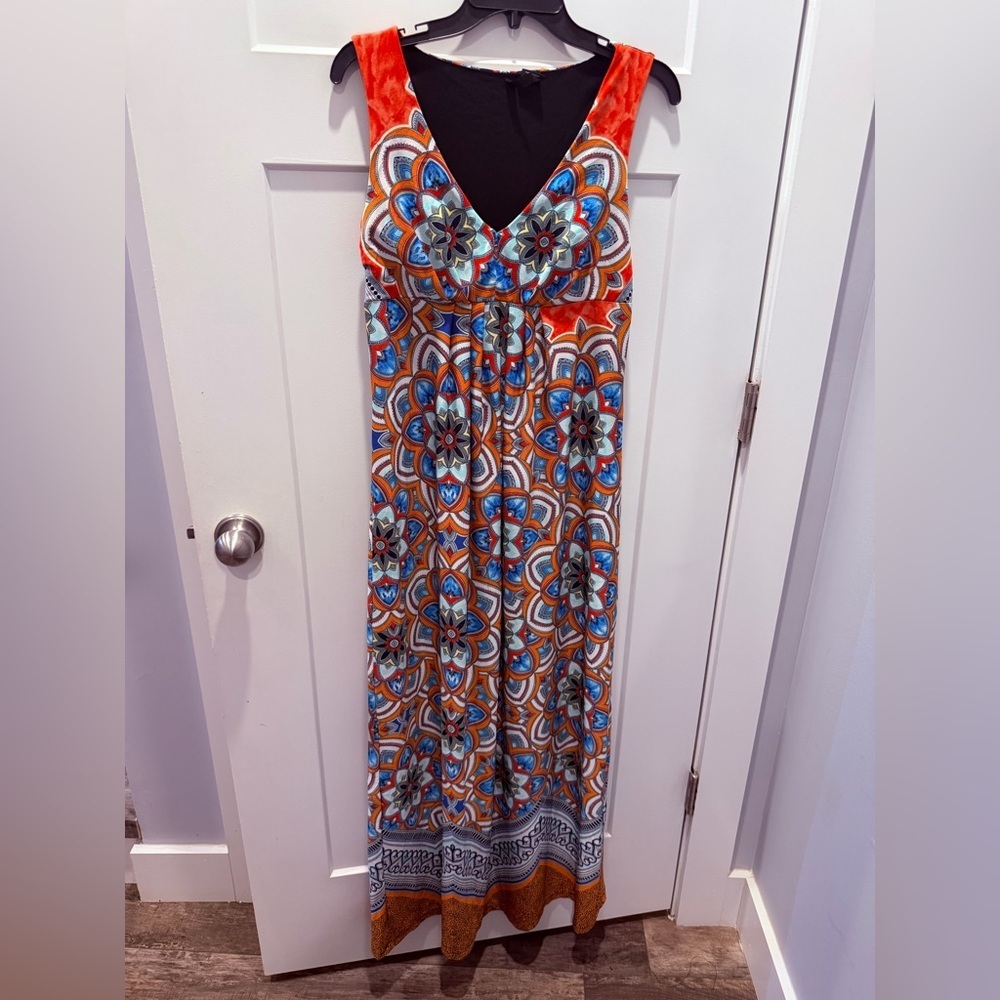New Directions Maxi Dress Medium Colorful Medallion Print Sleeveless V Neck